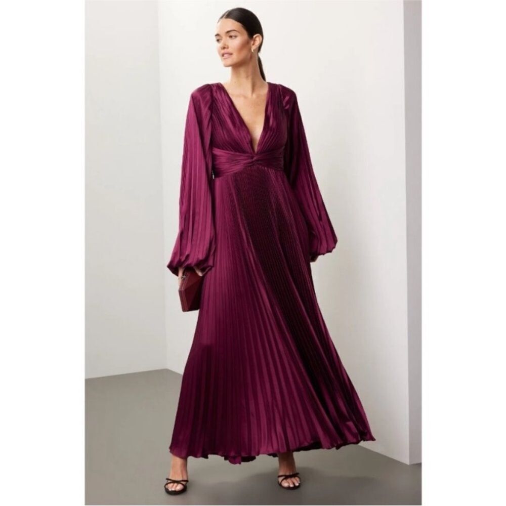 Mac Duggal Pleated Charmeuse Gown 6 $498